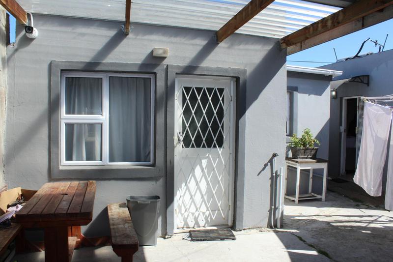 7 Bedroom Property for Sale in Vasco Estate Western Cape